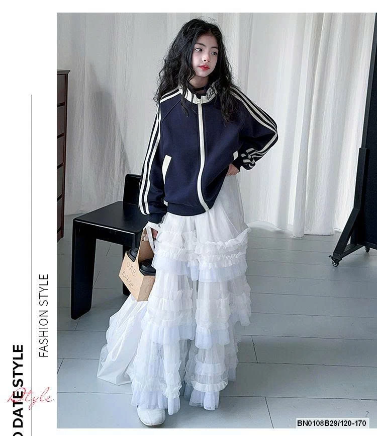 ÁO KHOÁC THỂ THAO 3 SỌC