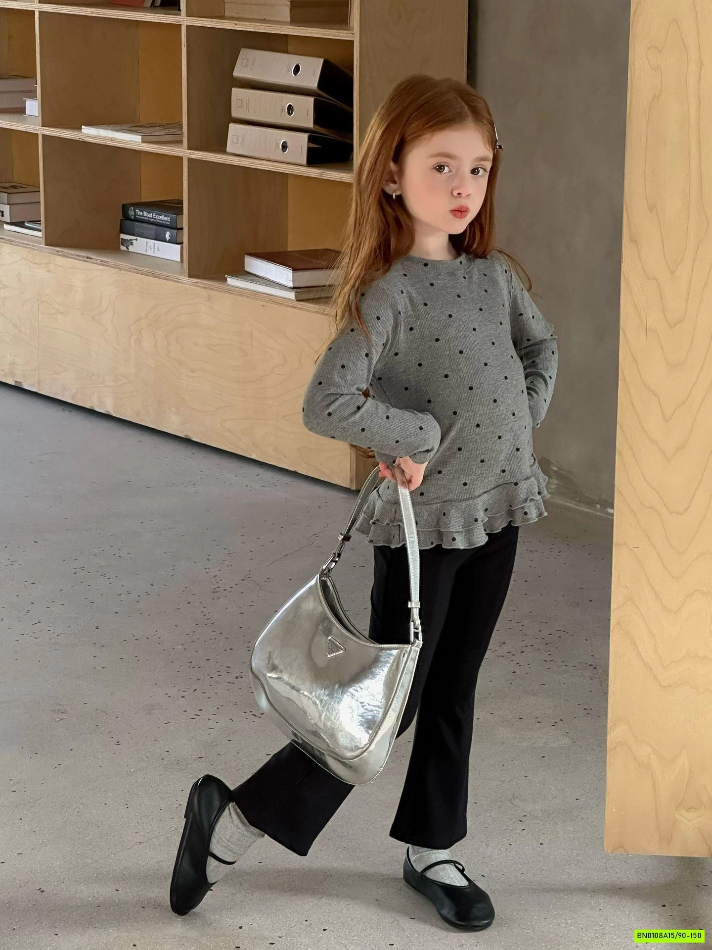 ÁO THUN CHẤM BI VIỀN BÈO