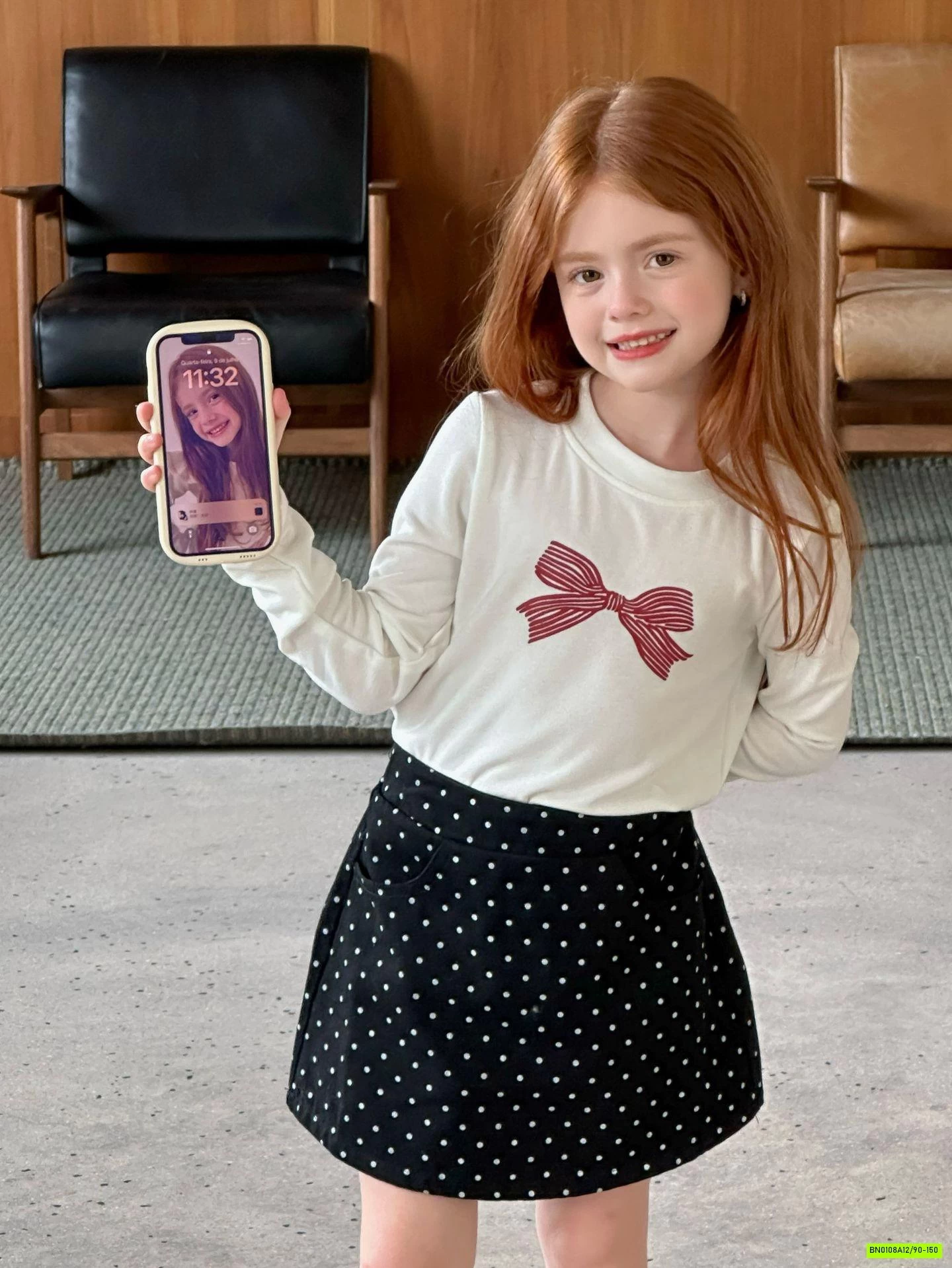 CHÂN VÁY CHỮ A CHẤM BI