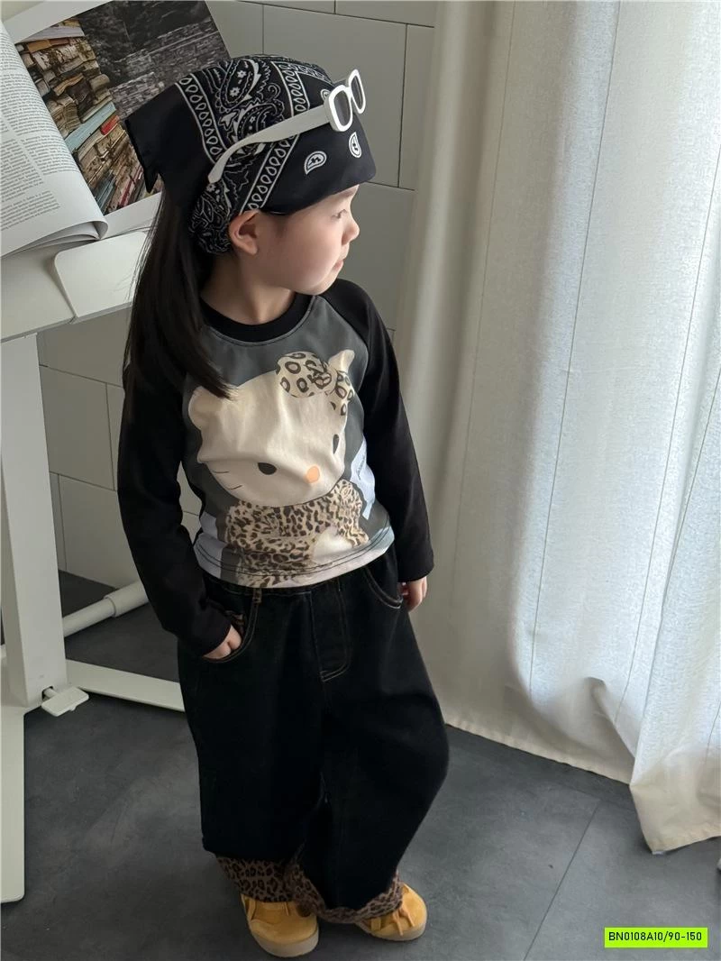 ÁO PHỐI MÀU TAY MIX BAGGY JEANS