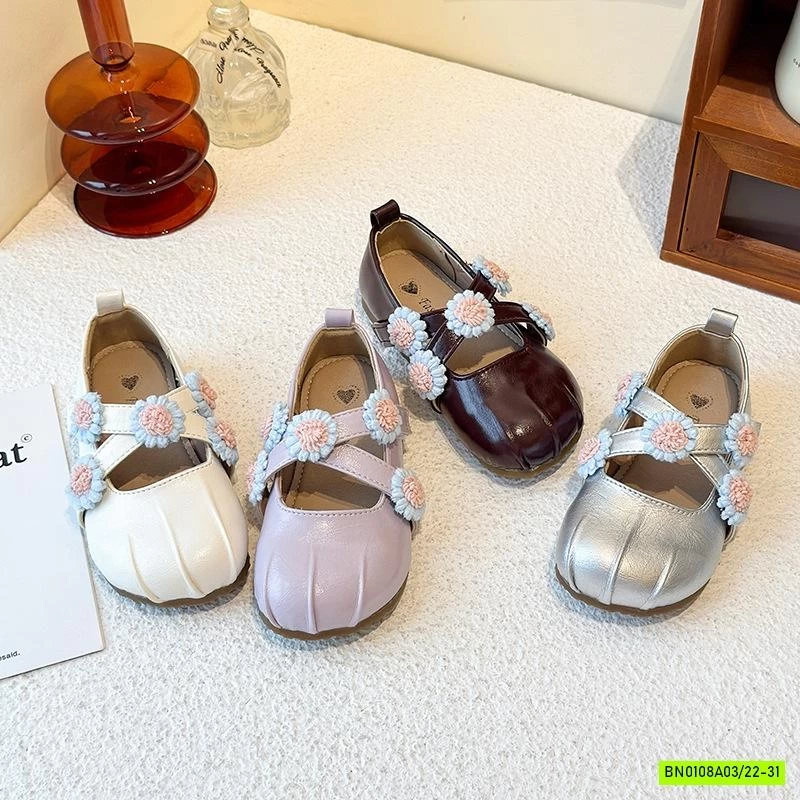 GIÀY BÚP BÊ QUAI CHÉO GẮN HOA