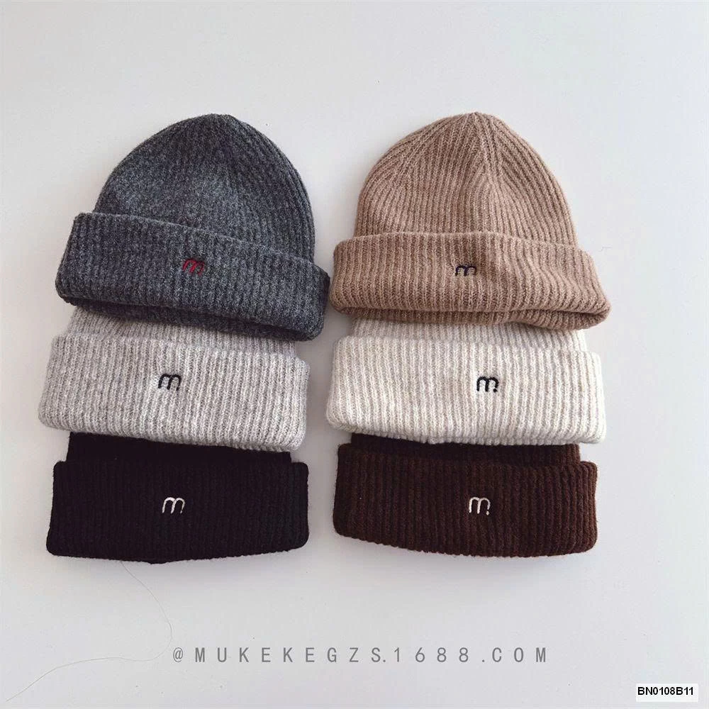 MŨ LEN CHÚ TIỂU CHỮ M