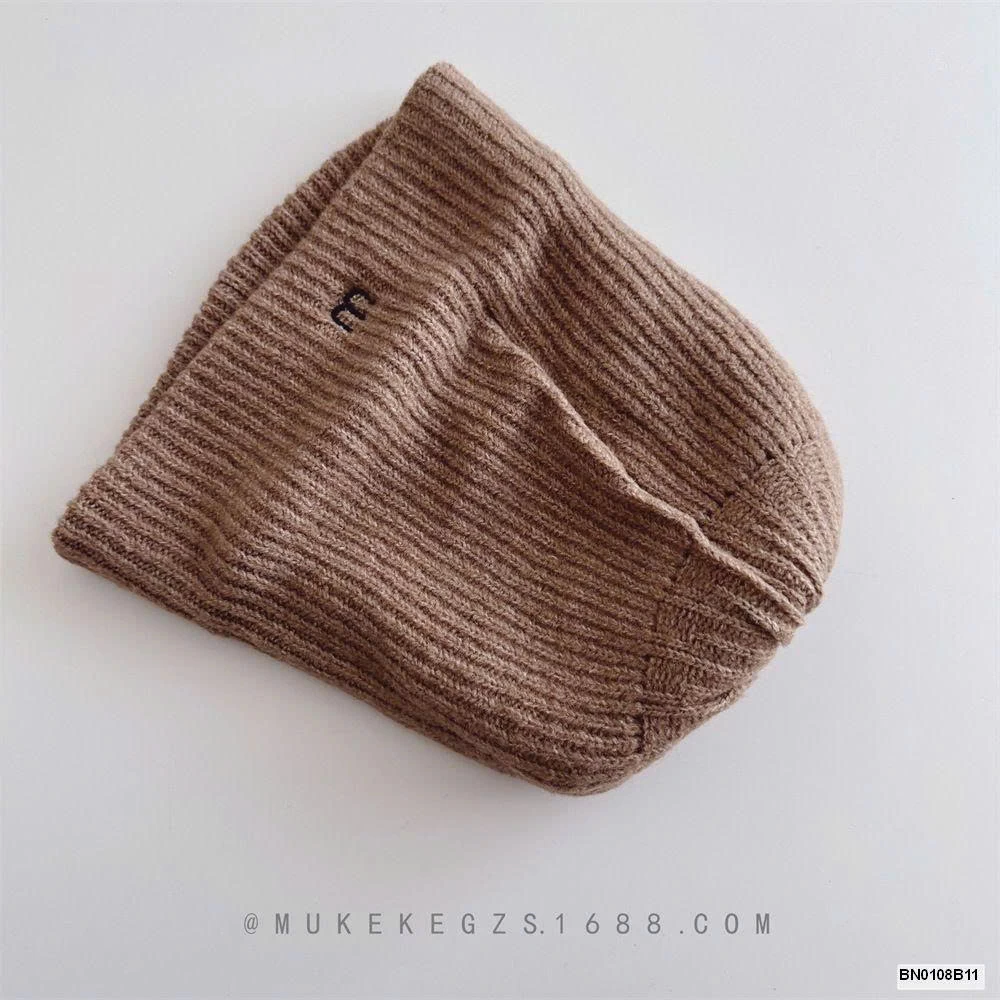 MŨ LEN CHÚ TIỂU CHỮ M