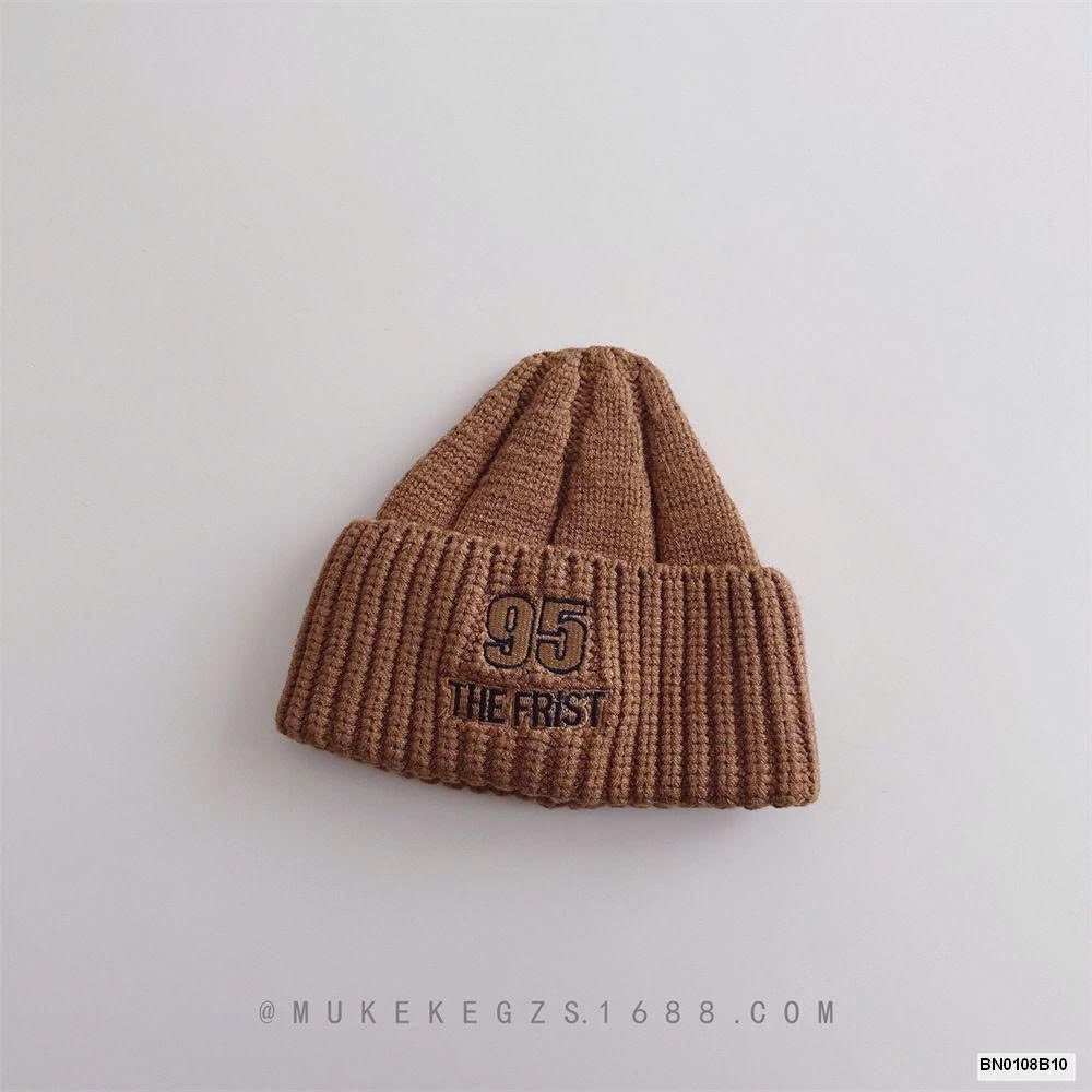 MŨ LEN CHÚ TIỂU SỐ 95