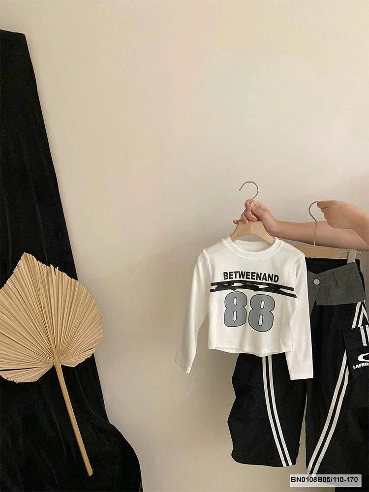 SÉT ÁO THUN DÁNG NGẮN MIX QUẦN THỂ THAO