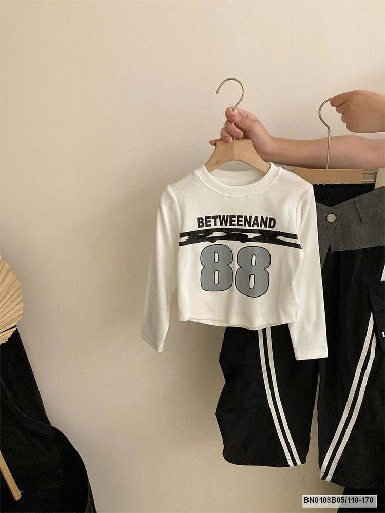 SÉT ÁO THUN DÁNG NGẮN MIX QUẦN THỂ THAO