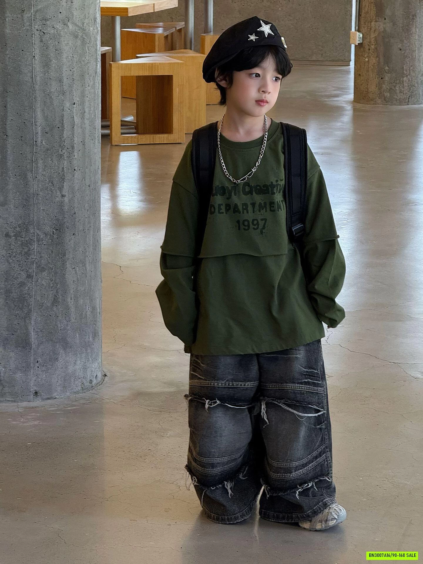 JEANS SUÔNG ĐEN RÁCH LOANG FANSHU
