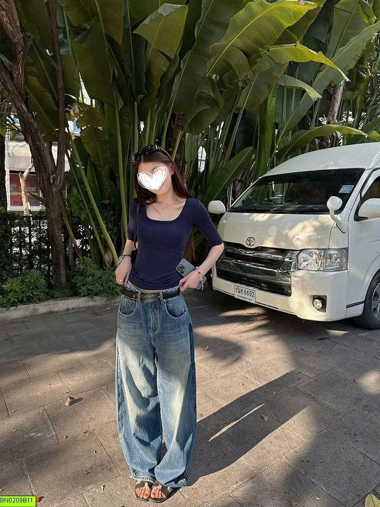 ÁO TAY LỠ CỔ U MOSESQUEEN