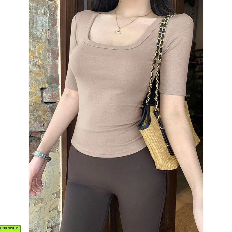 ÁO TAY LỠ CỔ U MOSESQUEEN