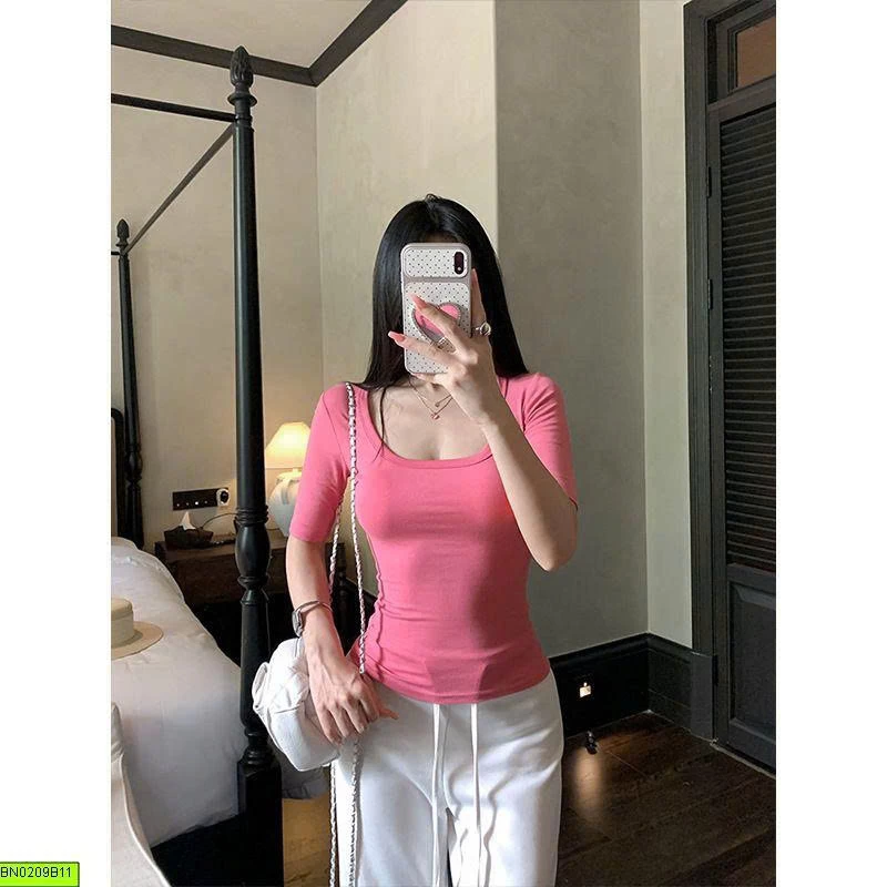ÁO TAY LỠ CỔ U MOSESQUEEN