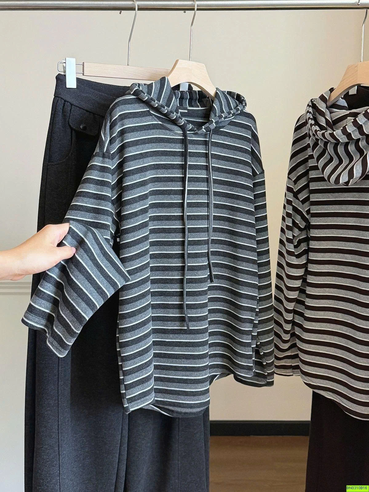 ÁO HOODIE KẺ NGANG ANNA