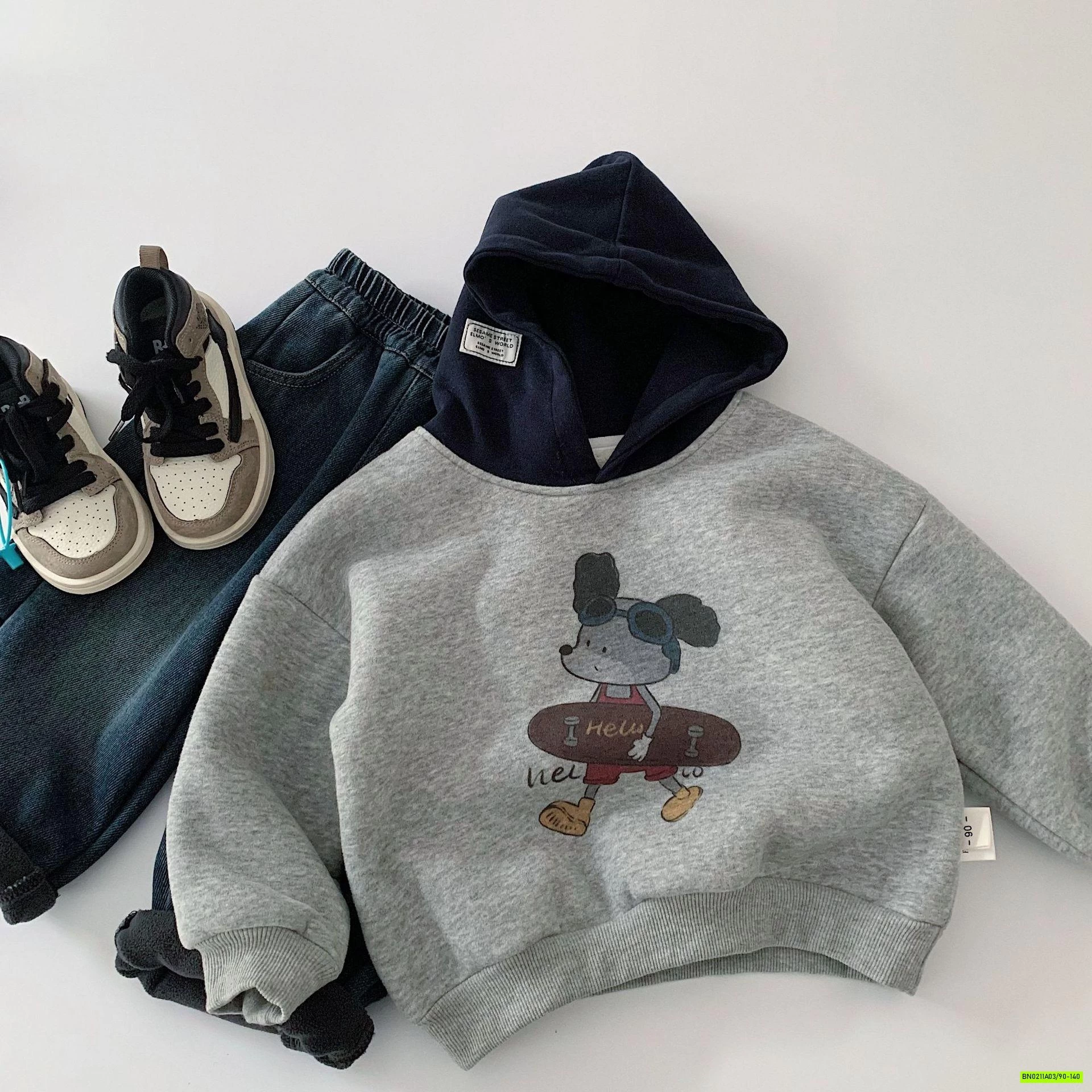 HOODIE PHỐI MÀU MŨ LÓT LÔNG CỪU MAIBAO