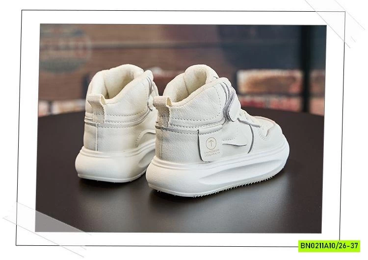 GIÀY THỂ THAO CAO CỔ