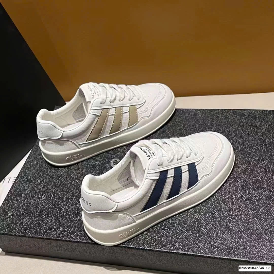 GIÀY THỂ THAO NỮ 3 SỌC