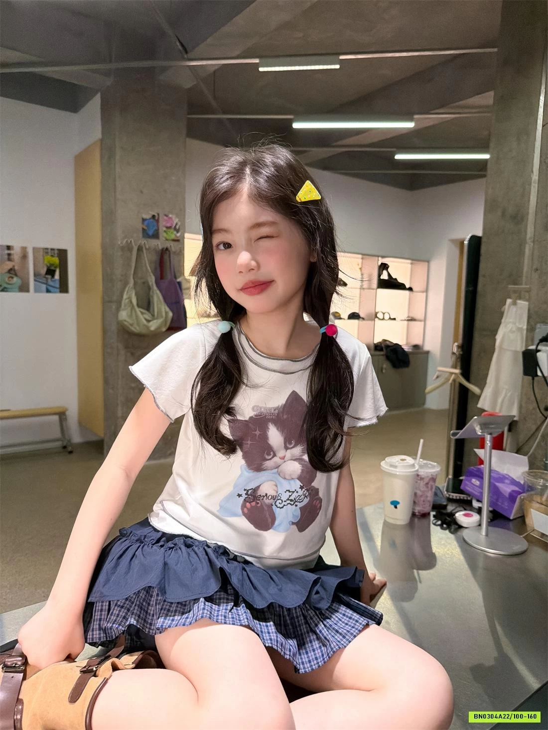 CROPTOP MÈO VIỀN CHỈ NỔI