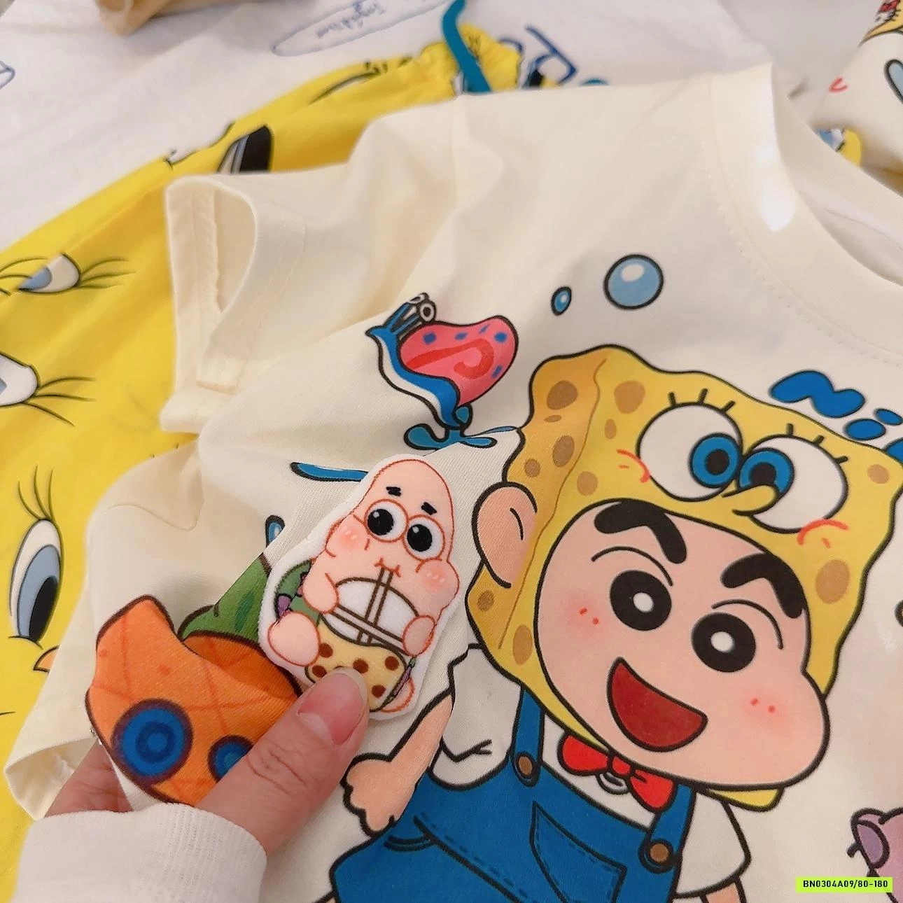 ÁO PHÔNG SHIN - CẬU BÉ BÚT CHÌ