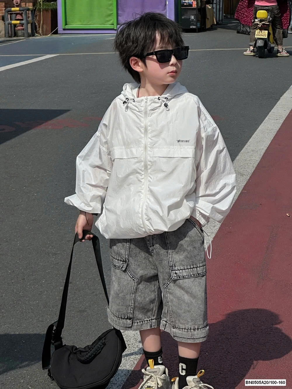 KHOÁC NẮNG MỎNG LIỀN MŨ