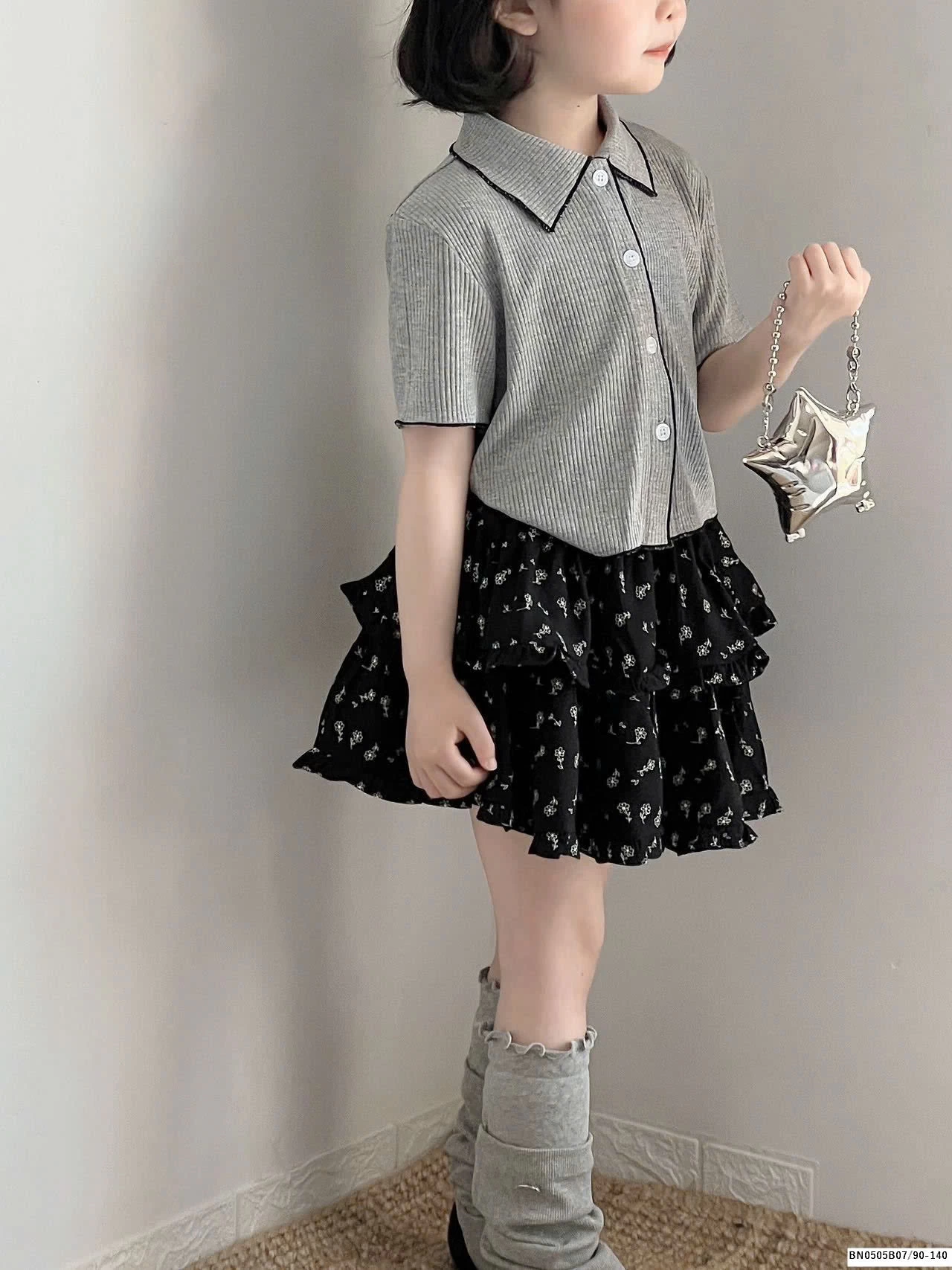 SÉT ÁO SƠ MI XÁM MIX QUẦN VÁY HOA