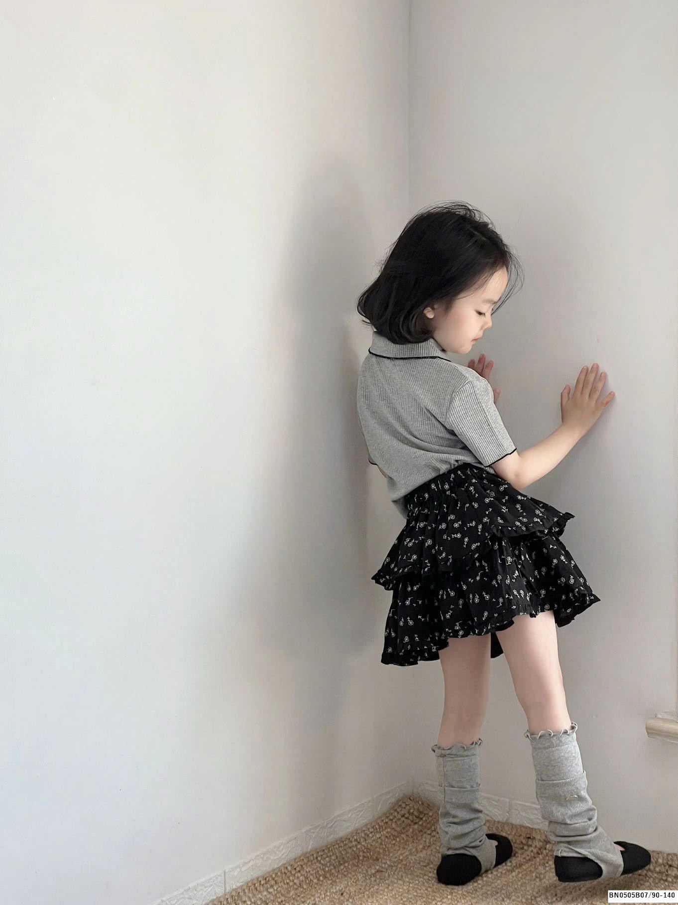 SÉT ÁO SƠ MI XÁM MIX QUẦN VÁY HOA