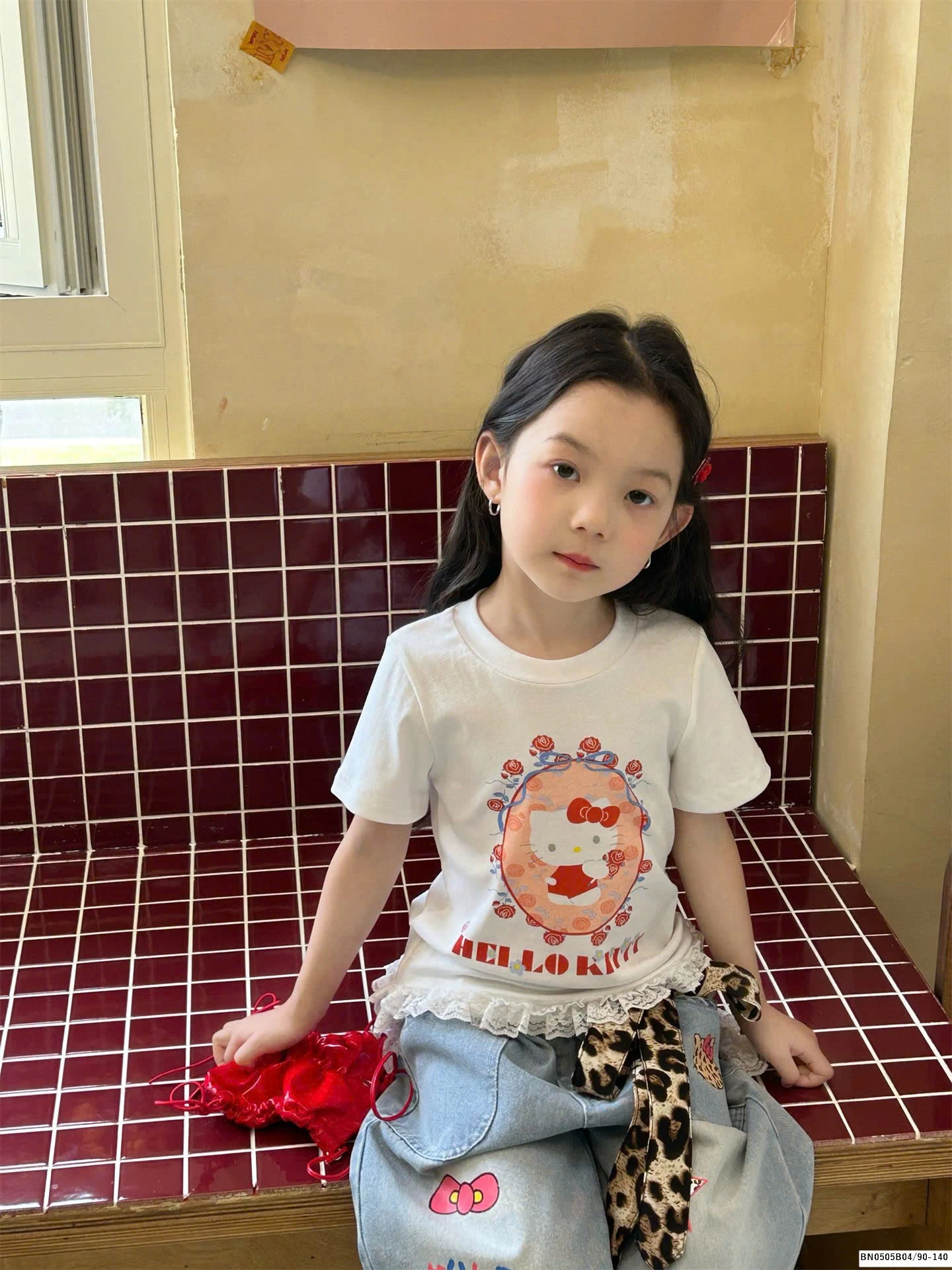 SÉT QUẦN JEAN SUÔNG IN HÌNH MIX ÁO THUN BÉ GÁI