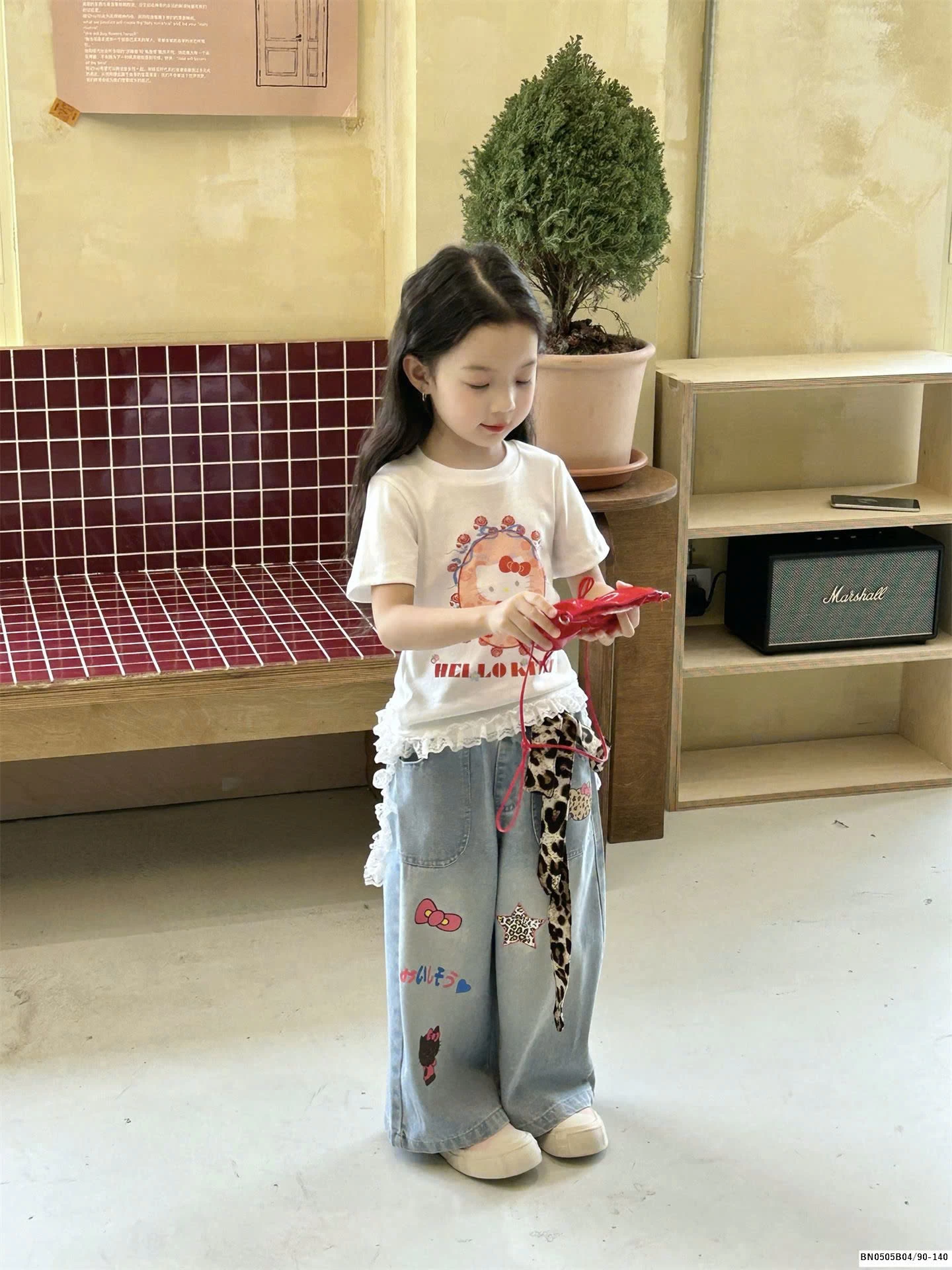 SÉT QUẦN JEAN SUÔNG IN HÌNH MIX ÁO THUN BÉ GÁI