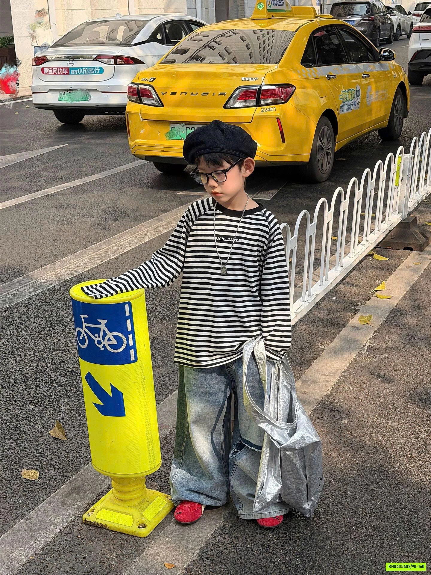 JEANS SUÔNG RÁCH GỐI FANSHU