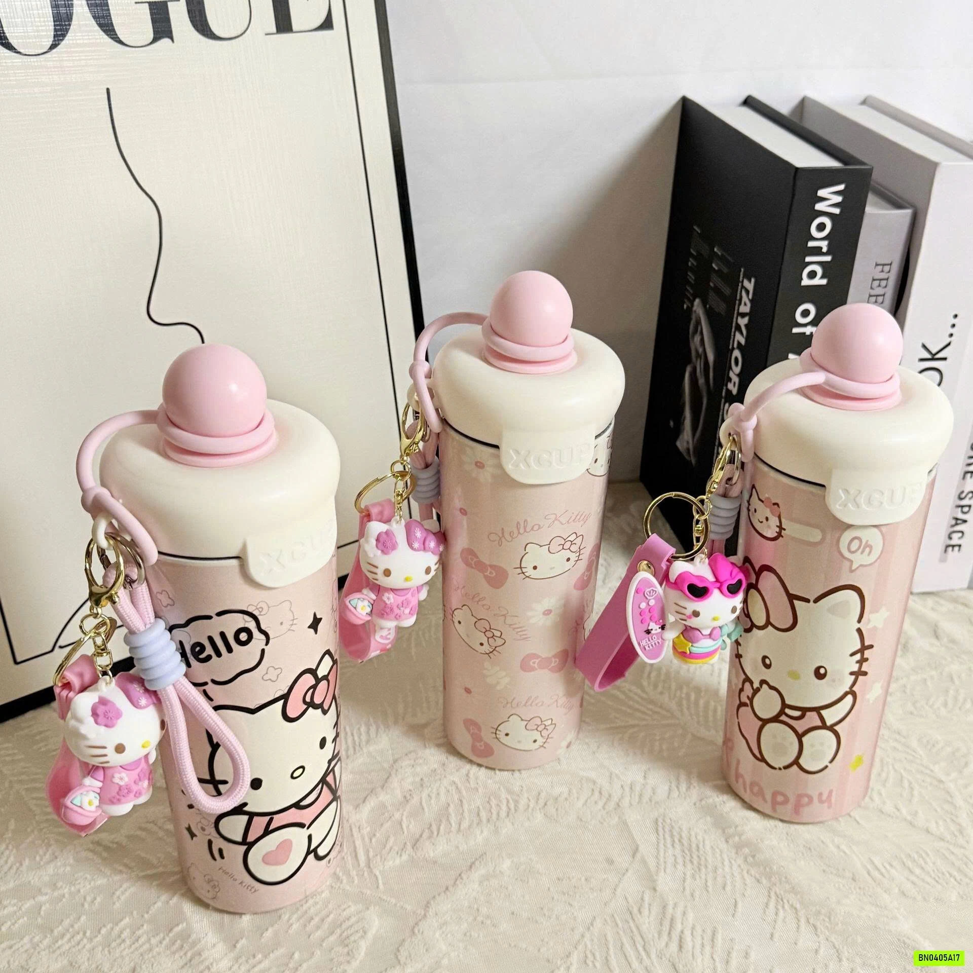 BÌNH NƯỚC GIỮ NHIỆT KITTY