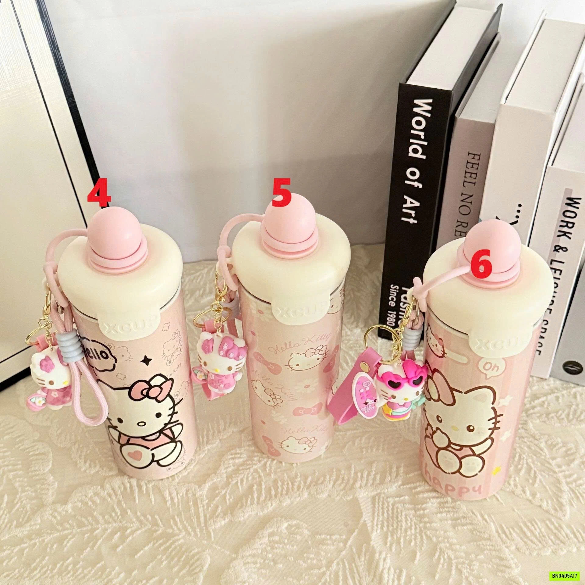 BÌNH NƯỚC GIỮ NHIỆT KITTY