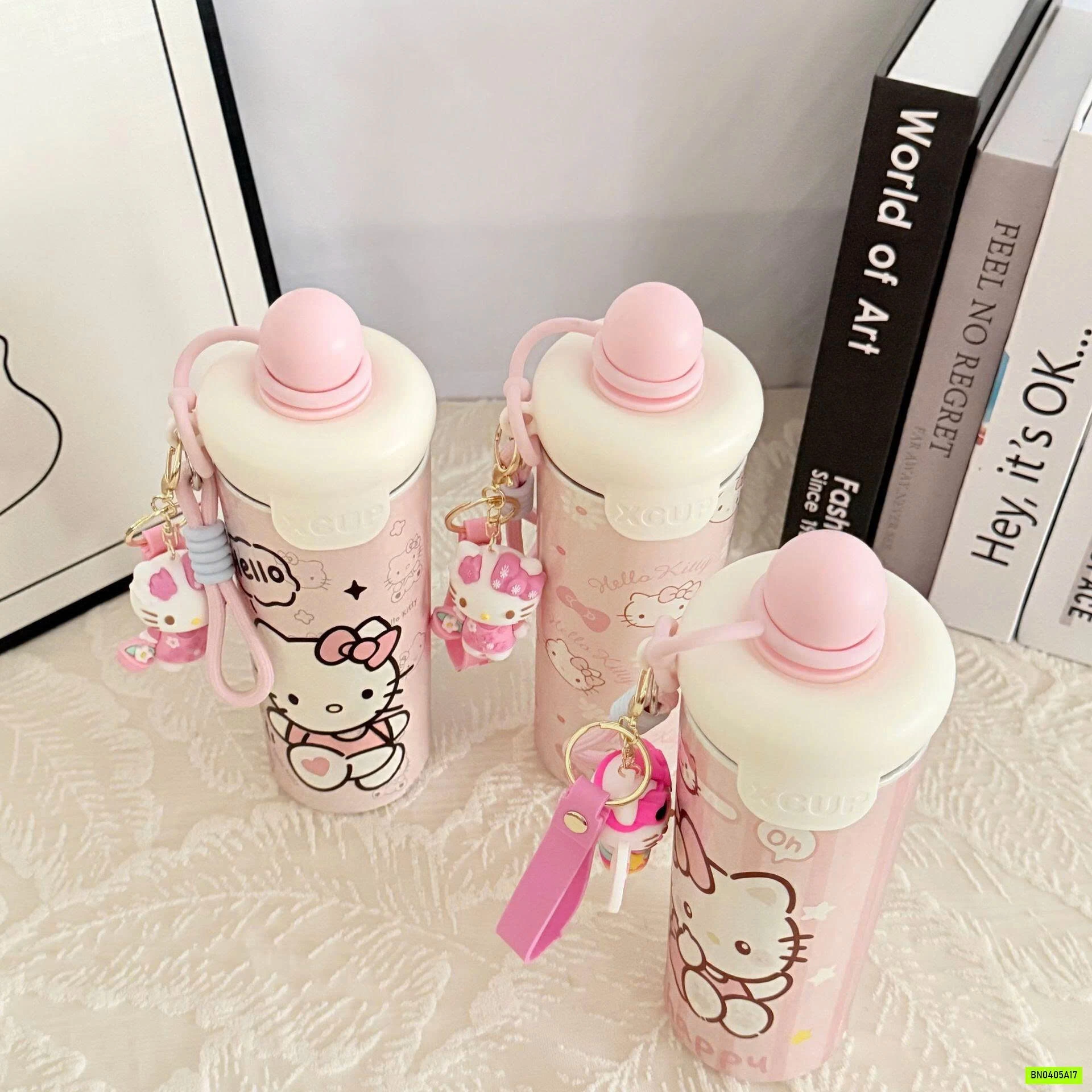 BÌNH NƯỚC GIỮ NHIỆT KITTY