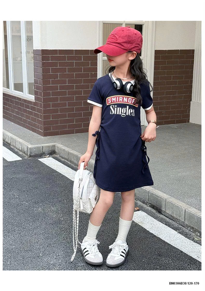 ĐẦM SUÔNG RÚT EO BÉ GÁI