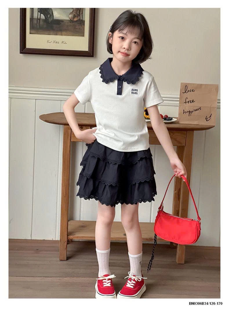 SÉT ÁO THUN MIN MIX CHÂN VÁY XỎE