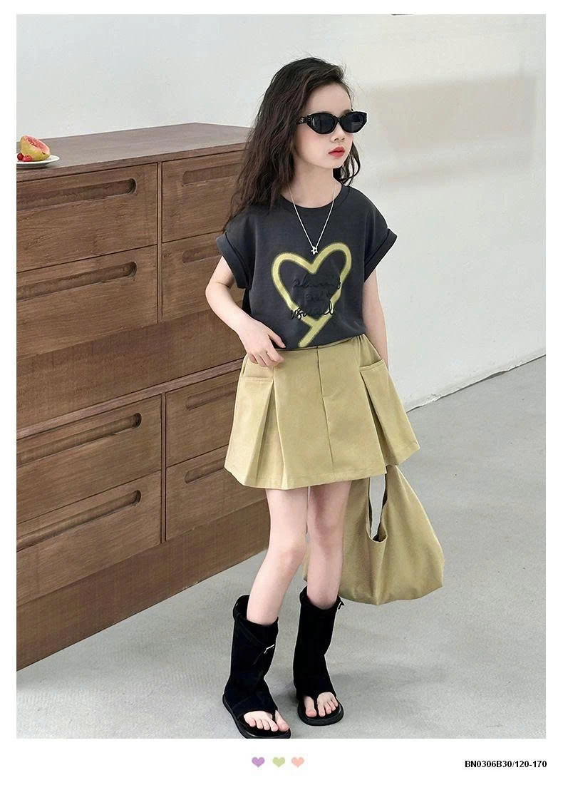 SÉT TANKTOP TRÁI TIM MIX CHÂN VÁY VÀNG