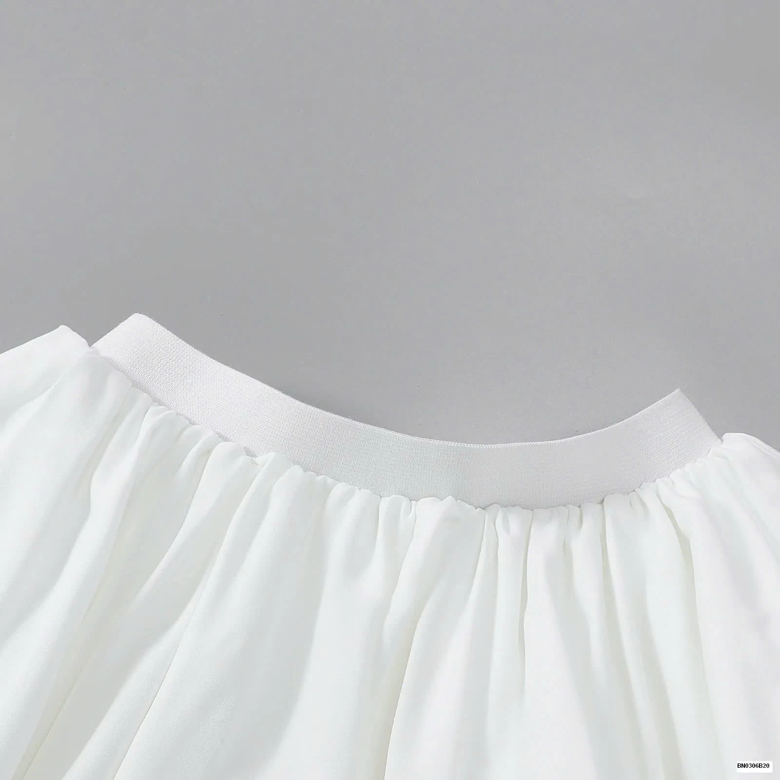 CHÂN VÁY XÒE CHO BÉ GÁI