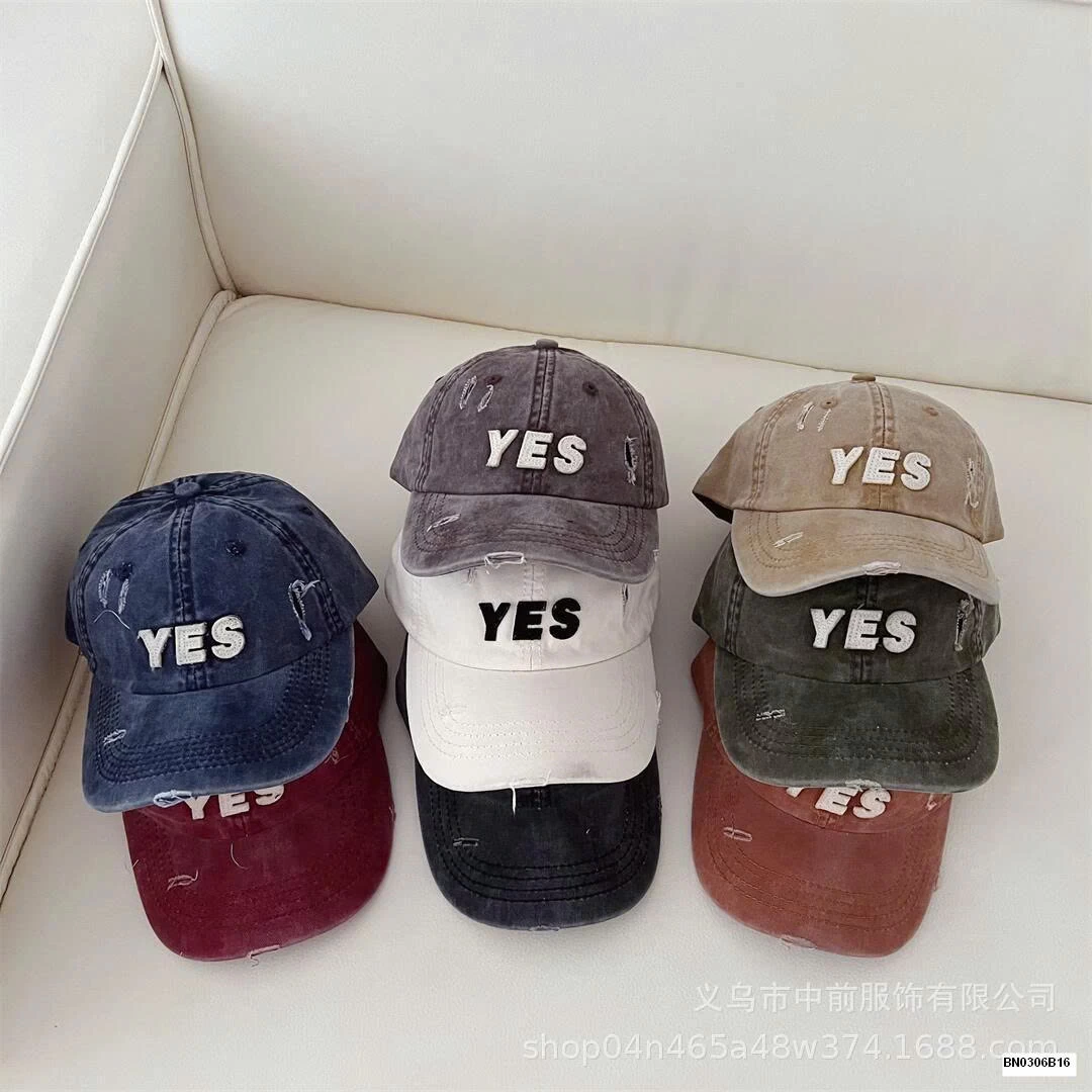 MŨ KẾT CHỮ YES CÀO RÁCH