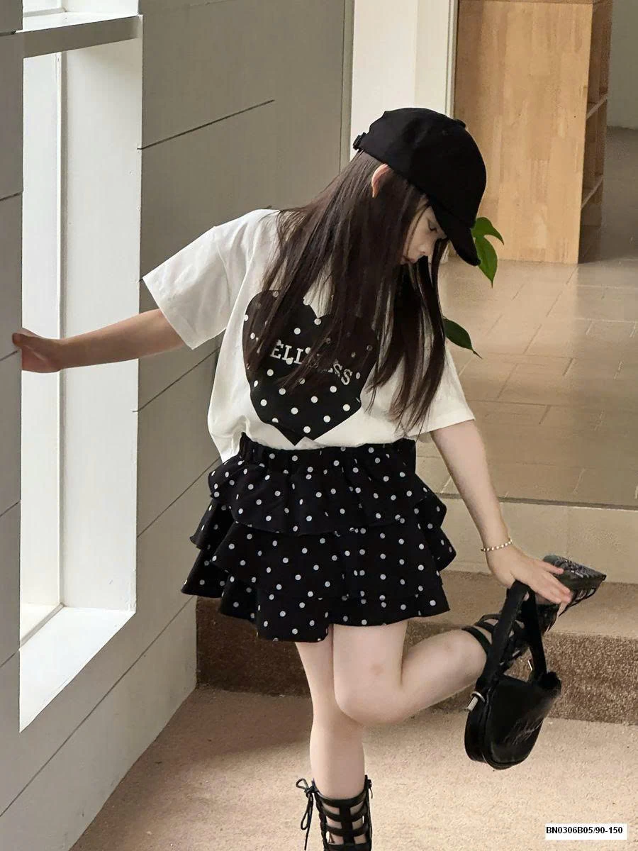 SÉT ÁO THUN TRÁI TIM MIX CV CHẤM BI