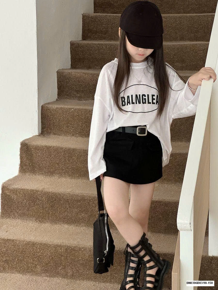 SÉT ÁO THUN TRẮNG DÀI TAY MIX QUẦN VÁY ĐEN