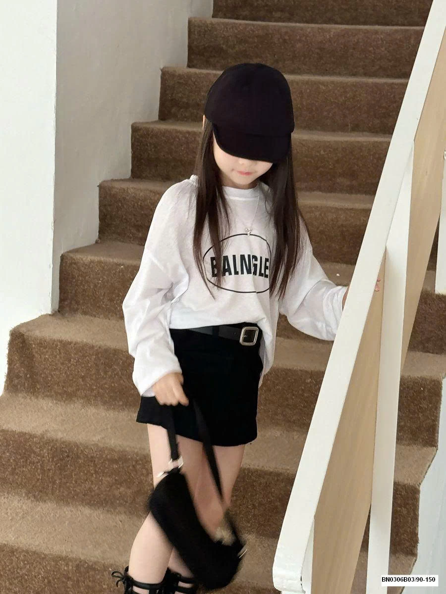 SÉT ÁO THUN TRẮNG DÀI TAY MIX QUẦN VÁY ĐEN