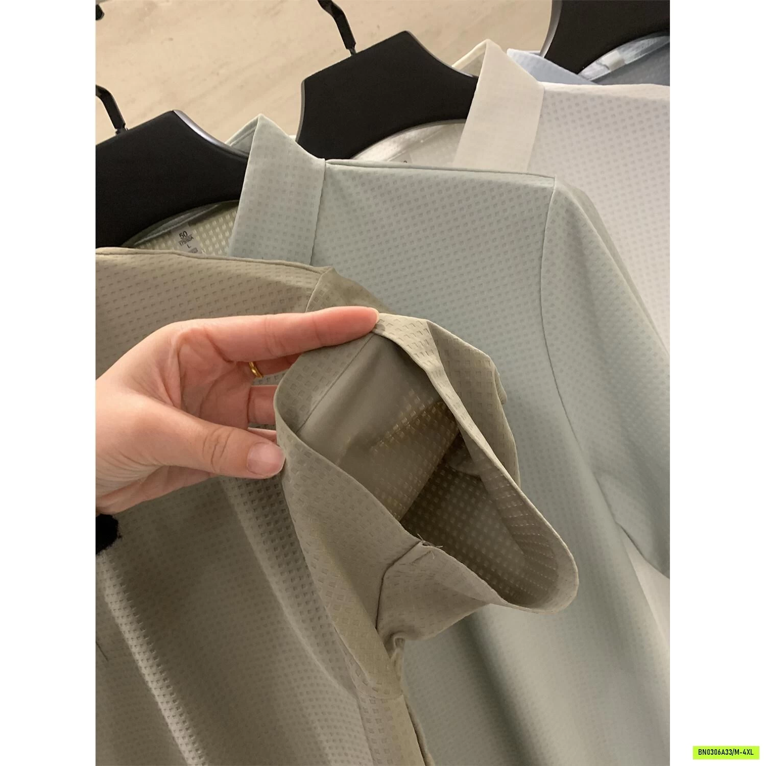POLO BĂNG LỤA KO ĐƯỜNG MAY NAM