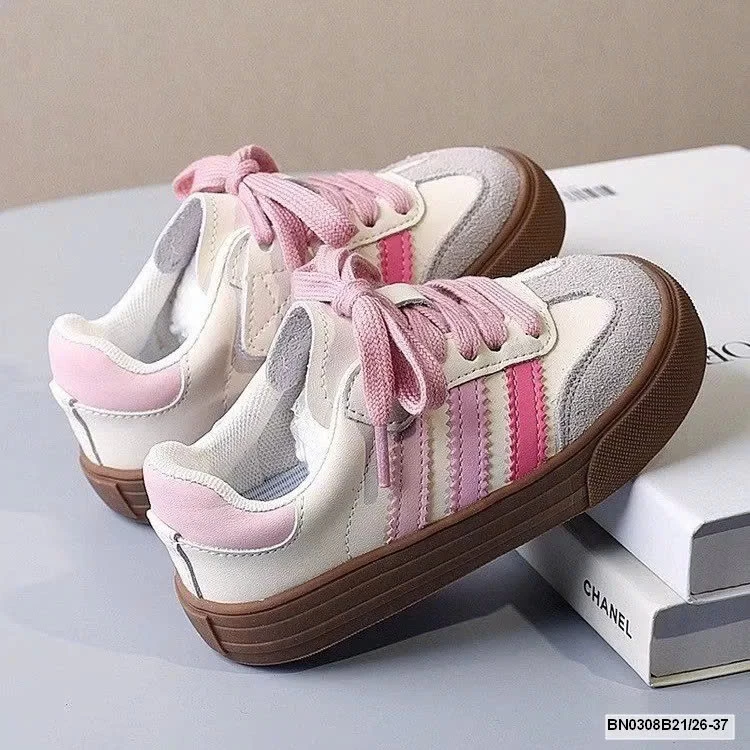 GIÀY BÁNH MỲ QUỐC DÂN 3 VẠCH