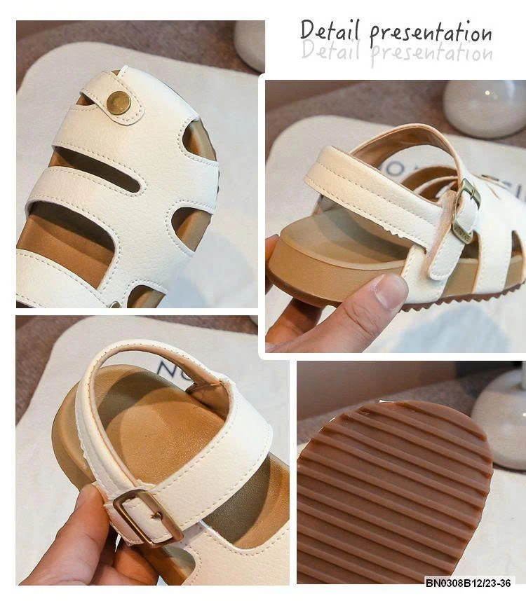 GIÀY THỂ THAO CHỮ MI CHO BÉ