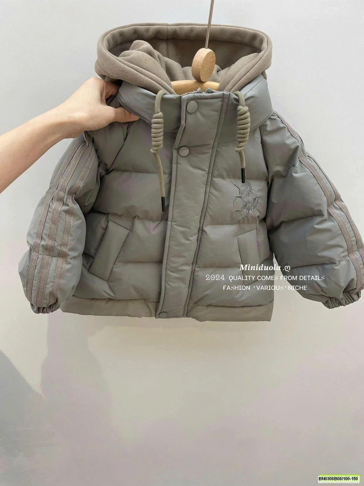 KHOÁC PHAO LIỀN MŨ NỈ