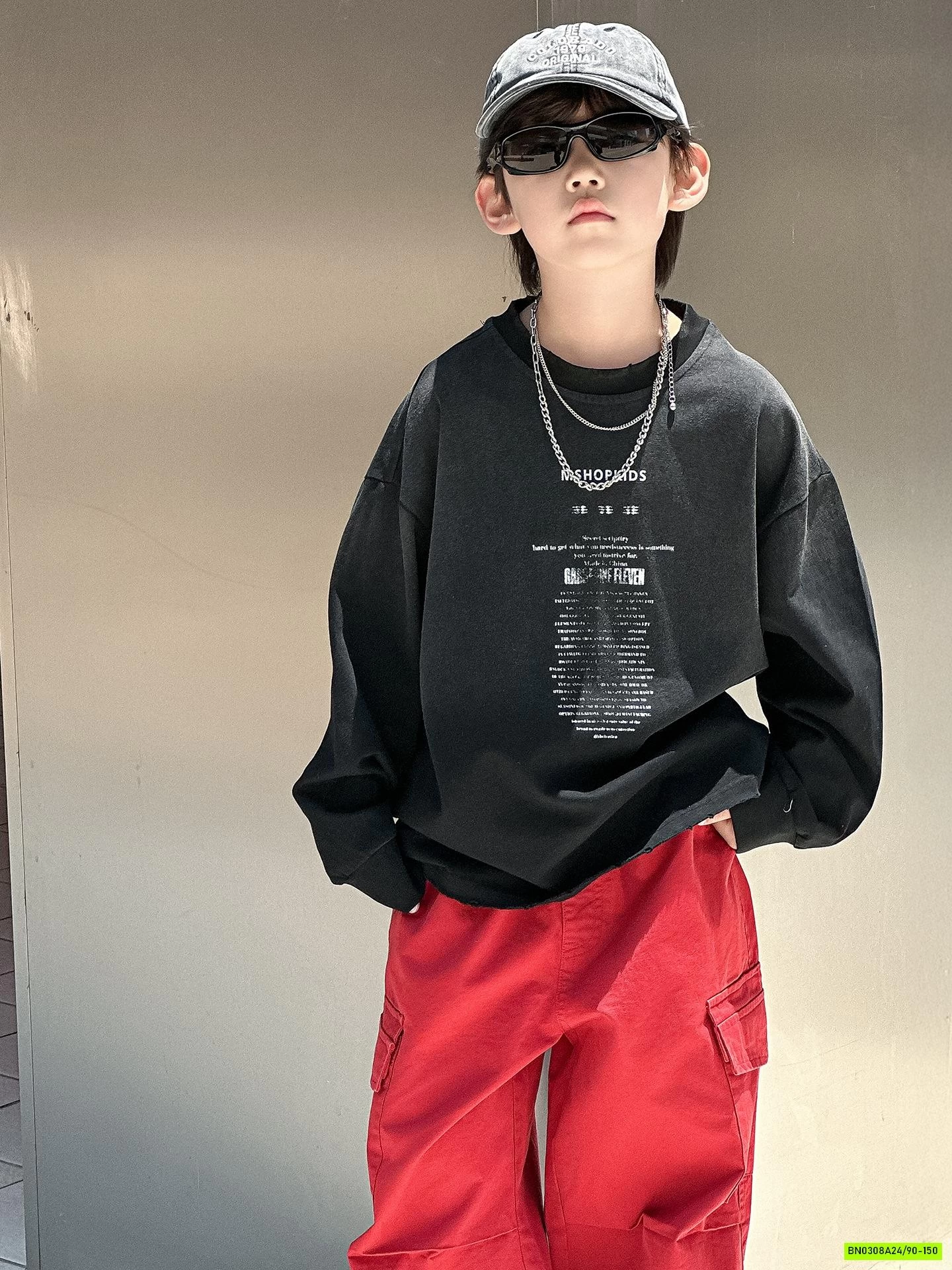 ÁO THUN ĐEN BẠC MÀU IN CHỮ