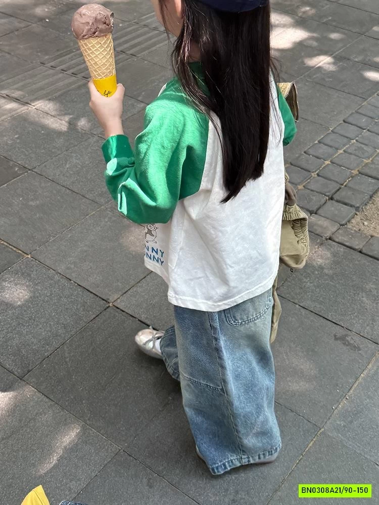 ÁO THUN HÌNH PHỐI MÀU TAY