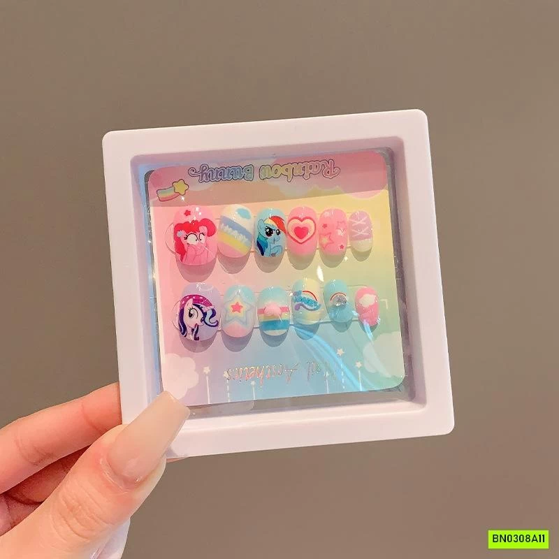 SÉT DÁN MÓNG TAY KUTE CHO BÉ