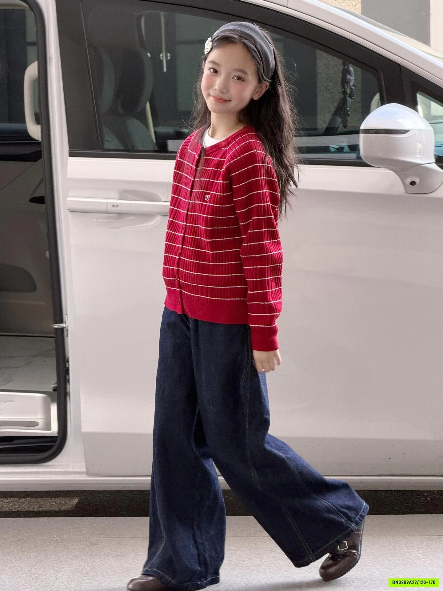 KHOÁC LEN KẺ NHỎ SZ ĐẠI