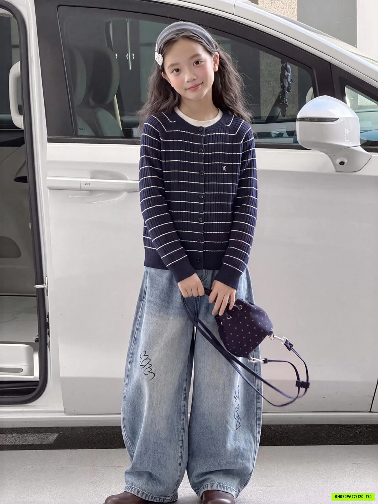 KHOÁC LEN KẺ NHỎ SZ ĐẠI