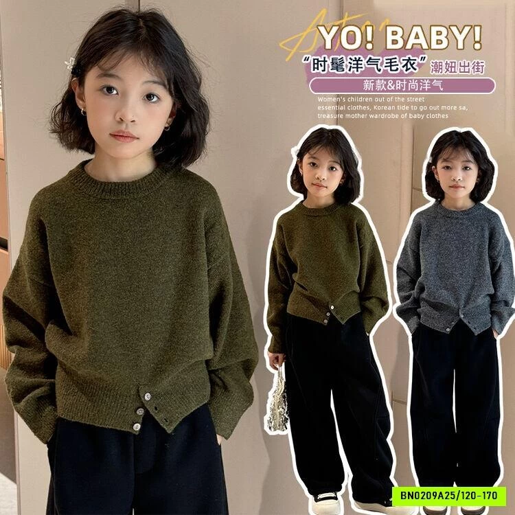 ÁO LEN DÁNG NGẮN PHỐI CÚC BỤNG