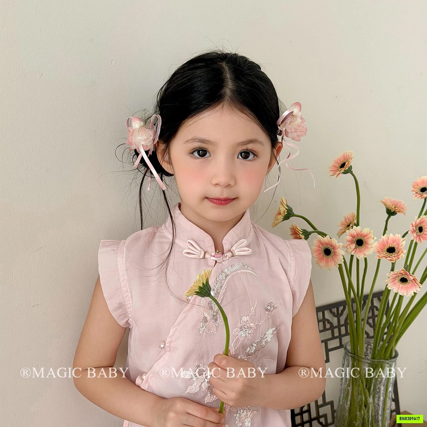 KẸP TÓC HOA CHỤP ẢNH