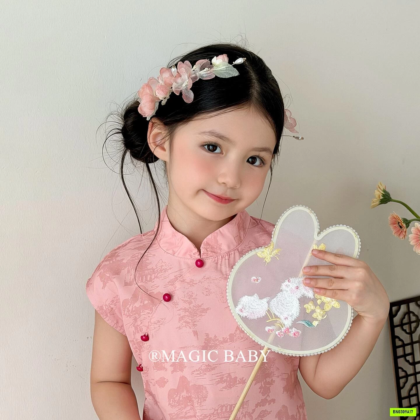 KẸP TÓC HOA CHỤP ẢNH