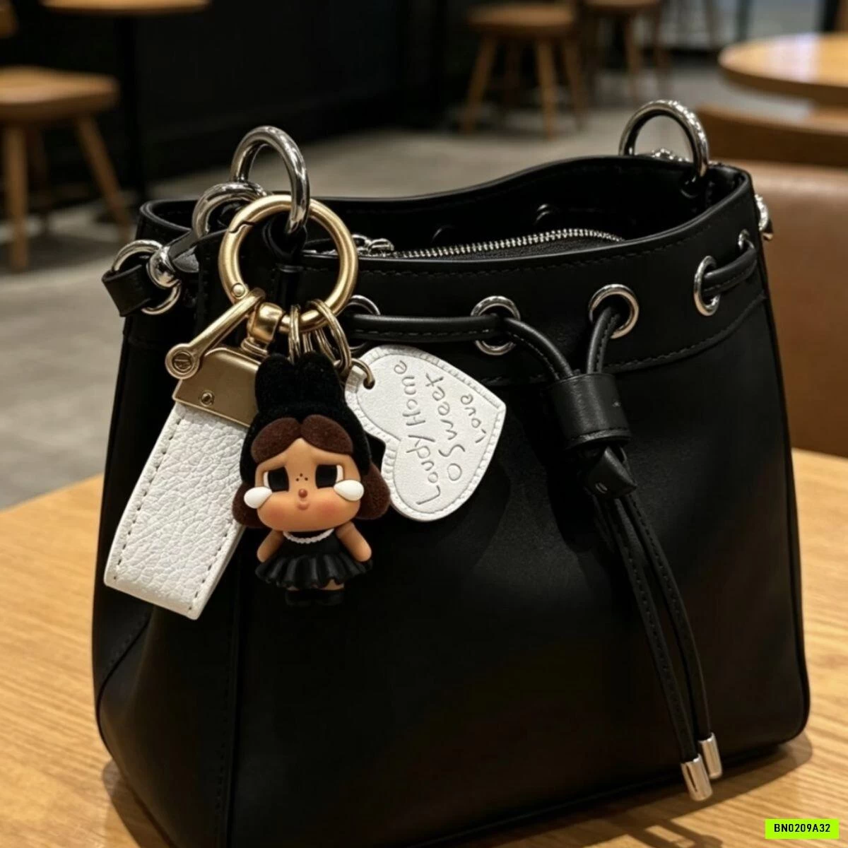 MÓC KHÓA BABYTHREE BLACK